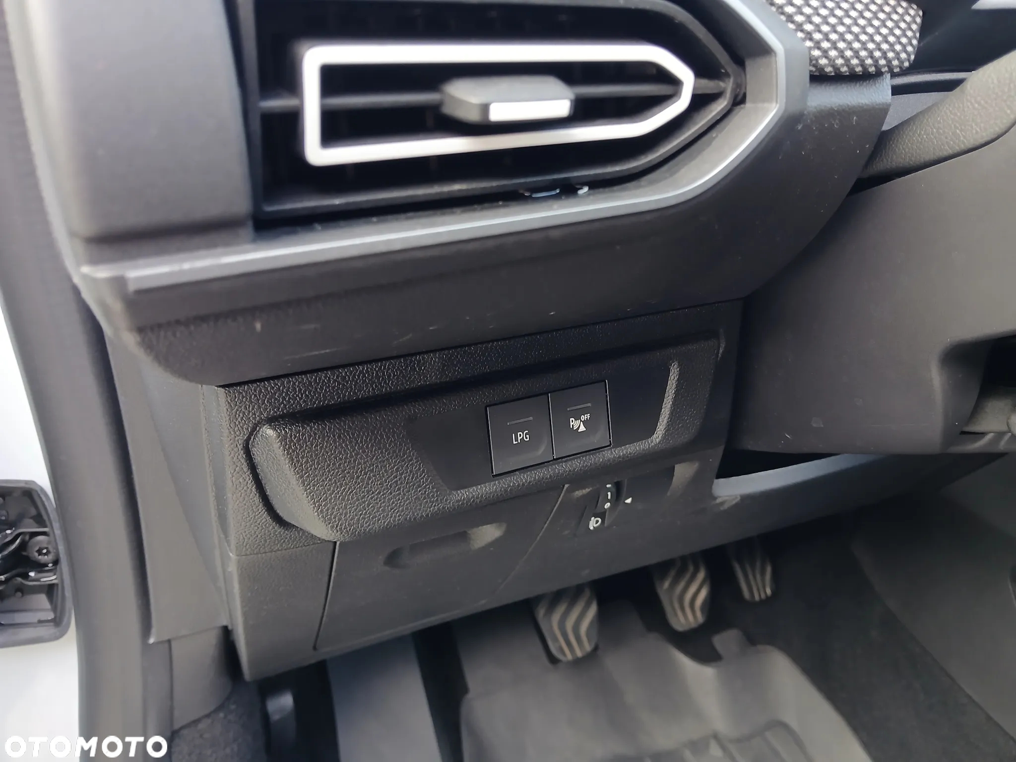 Dacia Sandero 1.0 TCe Expression - 27