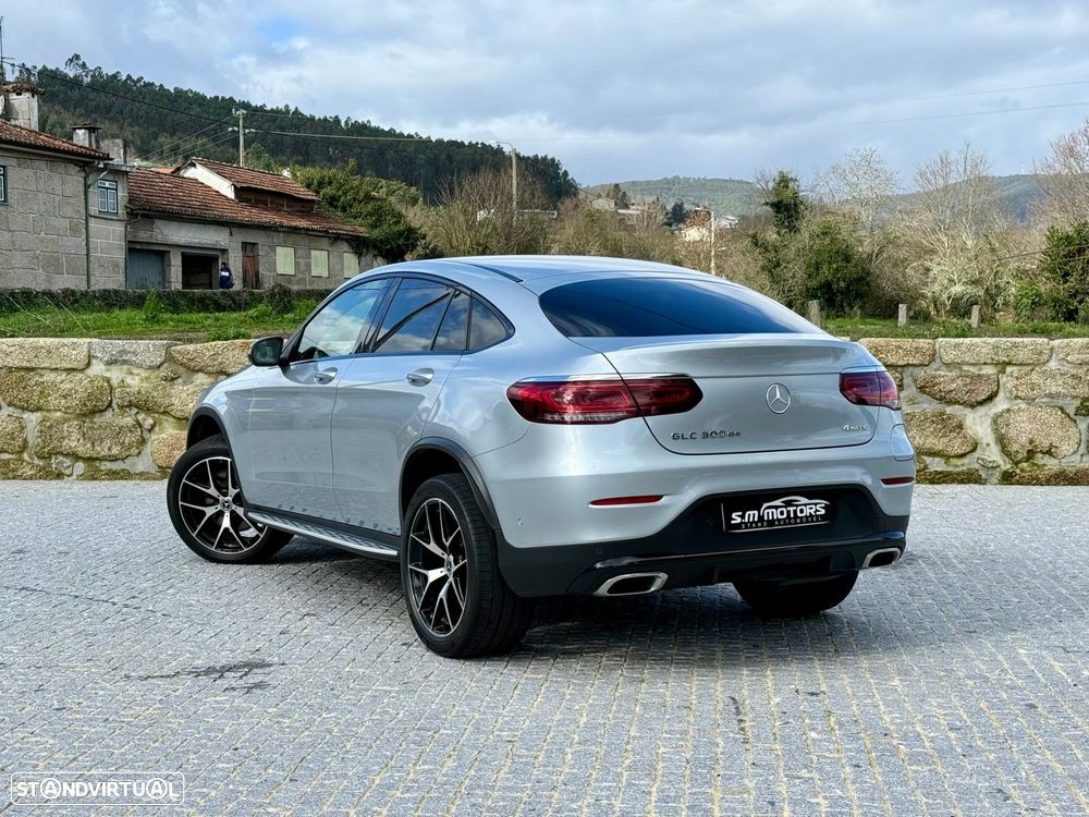 Mercedes-Benz GLC 300 de Coupe 4Matic 9G-TRONIC AMG Line - 2