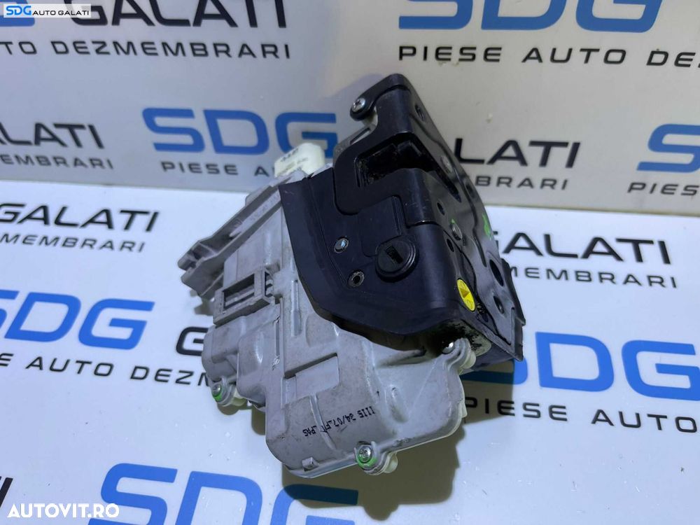 Broasca Incuietoare pentru Usa Portiera Stanga Spate cu 8 Pini la Mufa Seat Leon 1P 2006 - 2013 Cod 1P0839015 [D0580] - 2