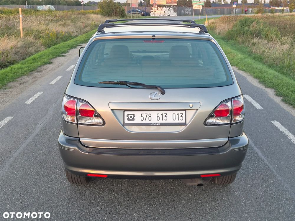Lexus RX FWD - 13