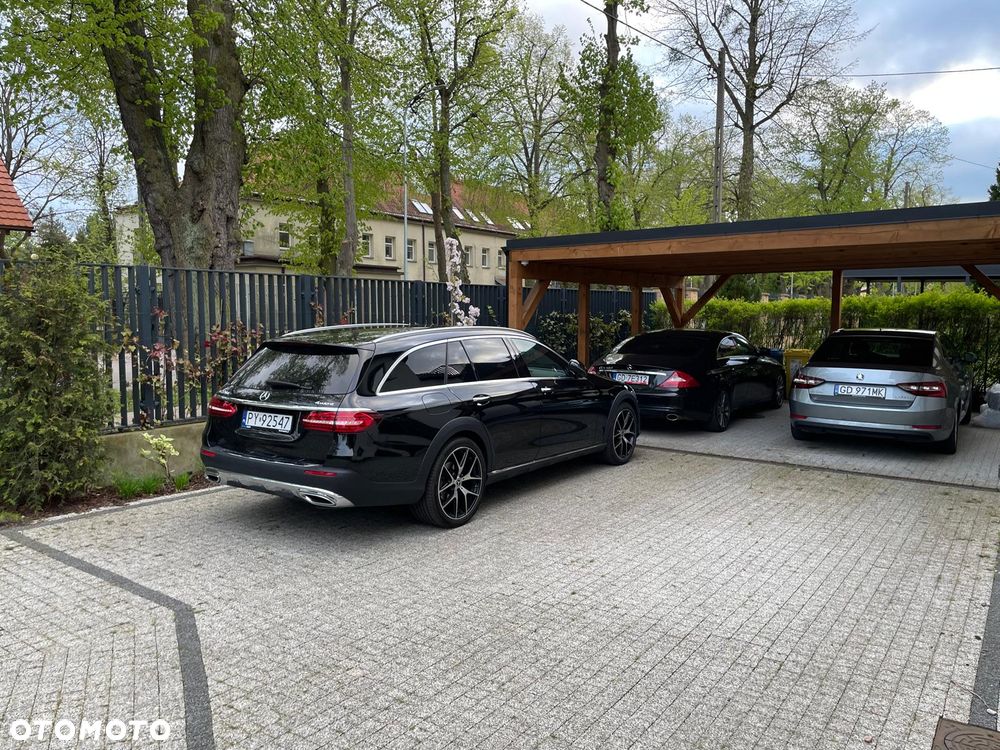 Mercedes-Benz Klasa E 220 d 4Matic All-Terrain 9G-TRONIC Avantgarde - 3