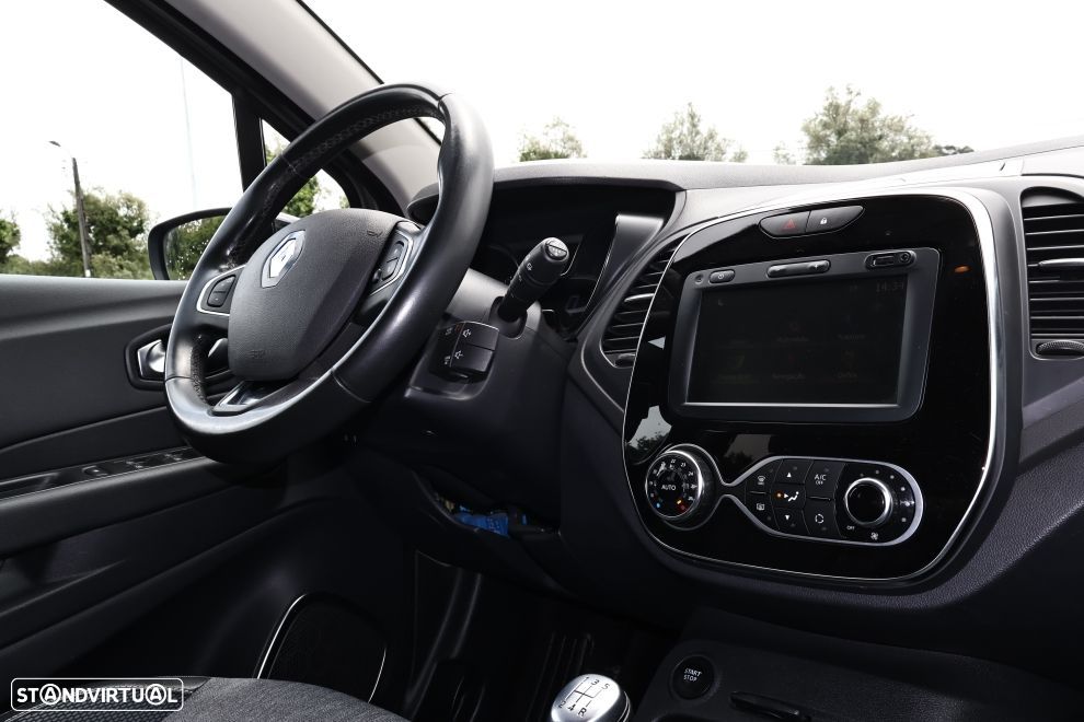 Renault Captur 0.9 TCE Exclusive - 11