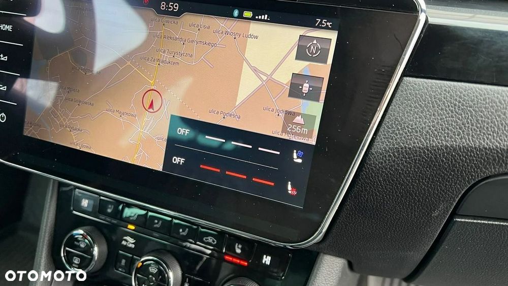 Skoda Superb 2.0 TDI 4x4 L&K DSG - 36