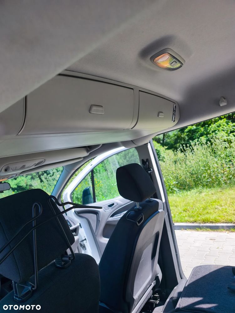 Ford Tourneo Connect Grand - 13