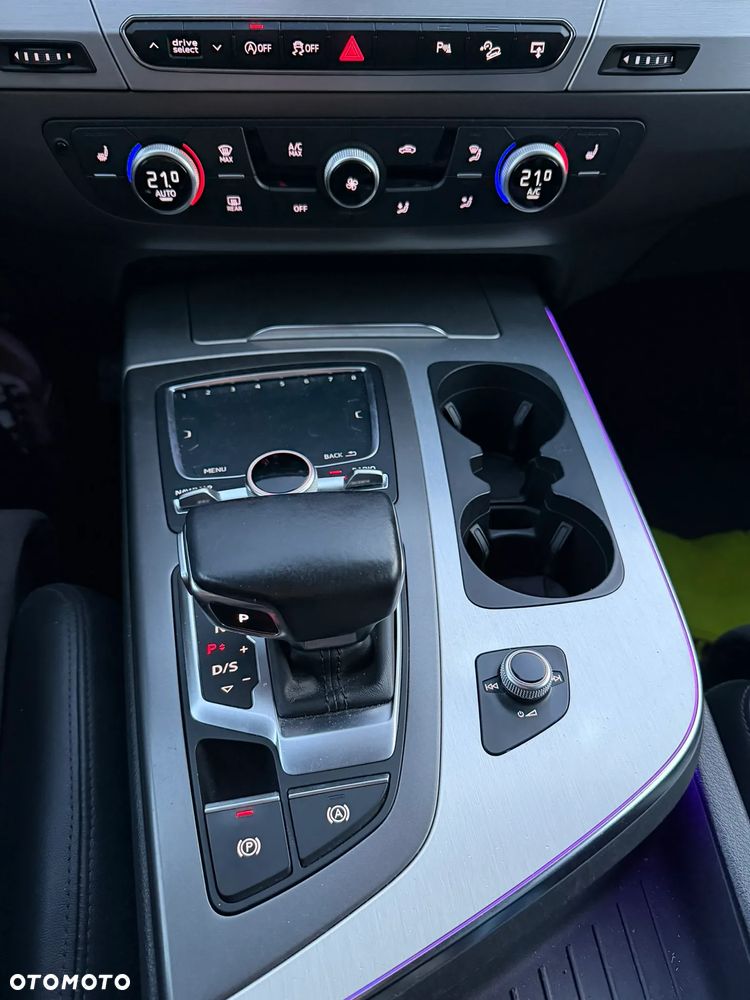 Audi Q7 3.0 TDI Quattro Tiptr - 16