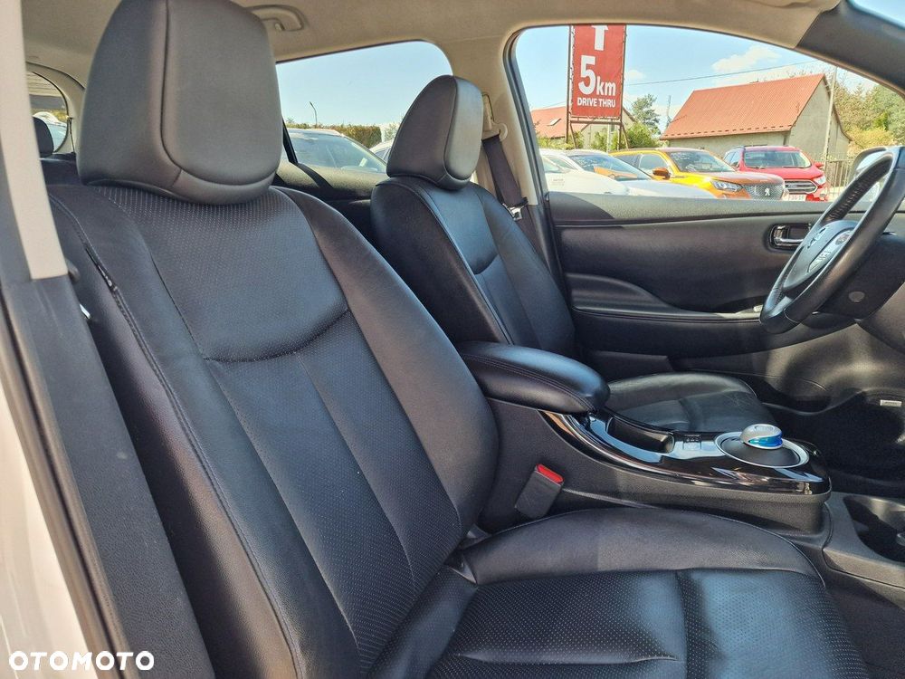 Nissan Leaf 24kWh Tekna - 19