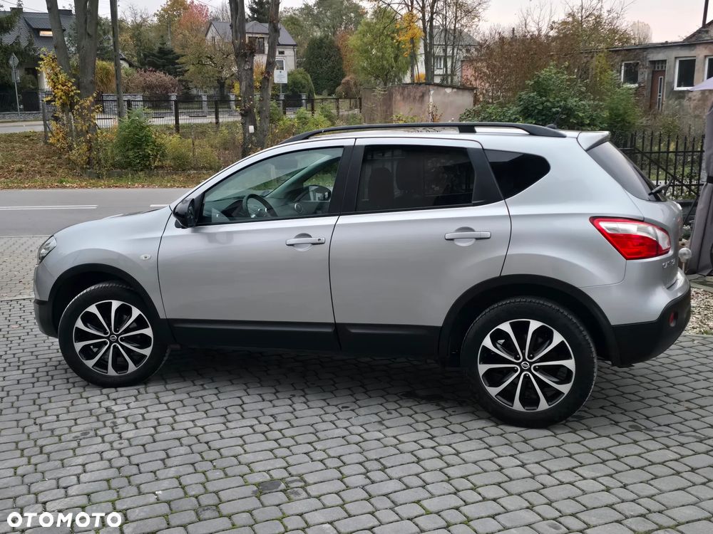 Nissan Qashqai 1.6 360 - 15