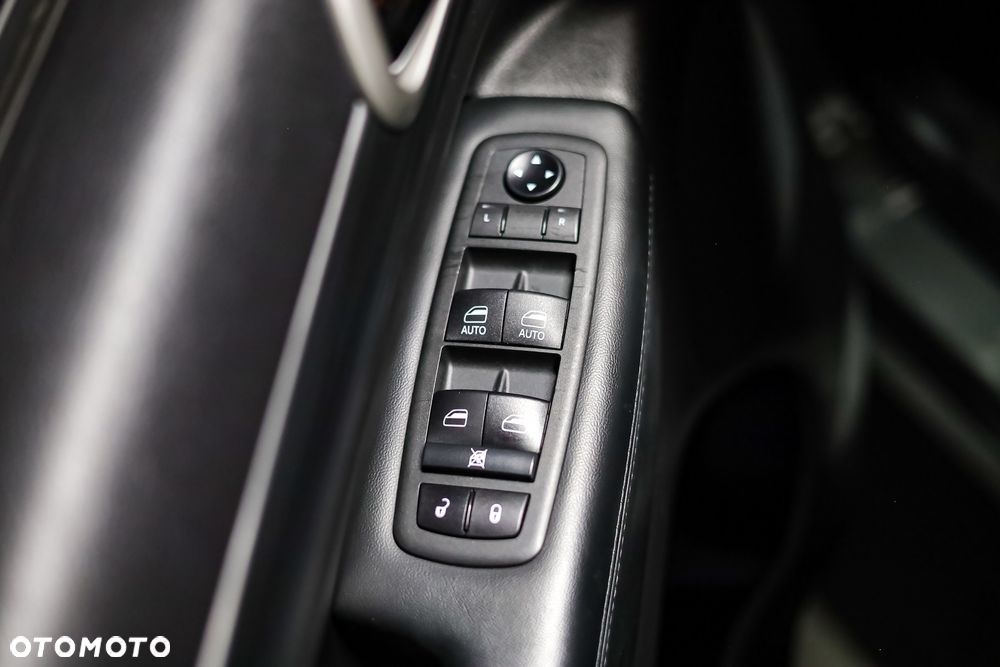 Jeep Grand Cherokee 3.6 V6 Laredo - 34