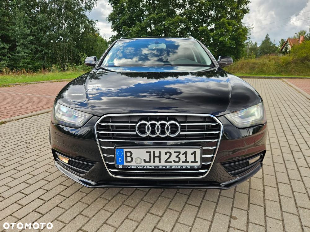 Audi A4 Avant 2.0 TDI DPF multitronic S line Sportpaket - 2