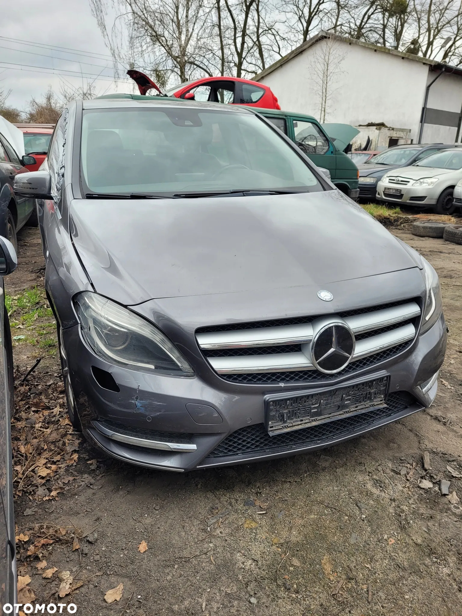 Części- Mercedes-benz b180 cdi 1796 80kW diesel  2012r. - 2