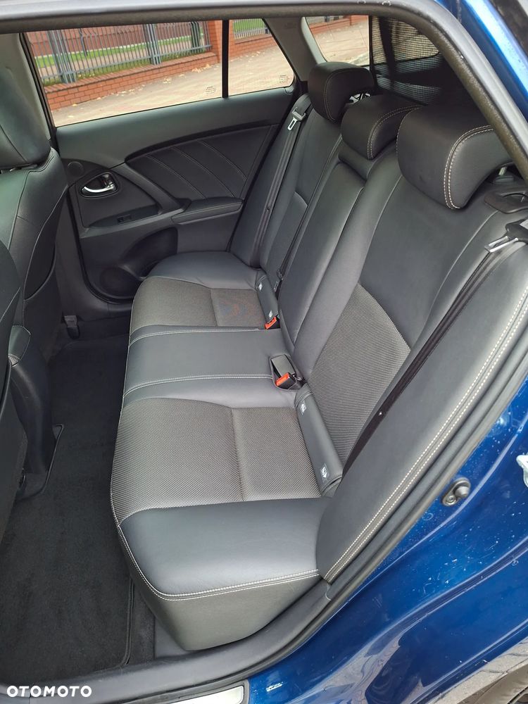 Toyota Avensis 2.0 Prestige MS - 16