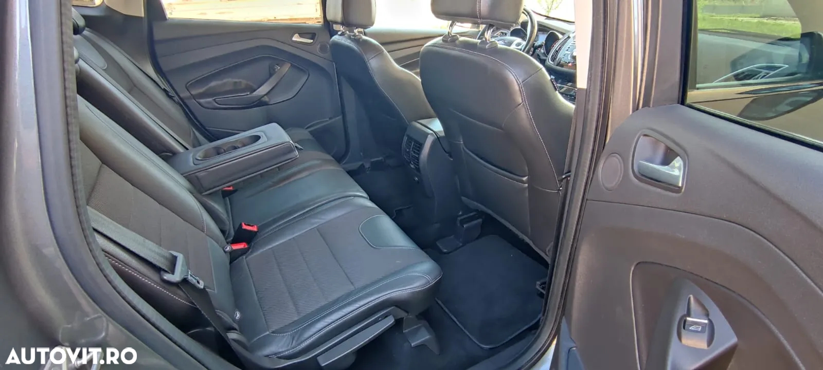 Ford Kuga 2.0 TDCi 2x4 SYNC - 13