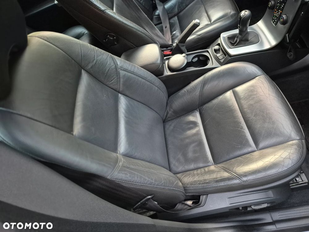 Volvo V50 2.0D Momentum - 33