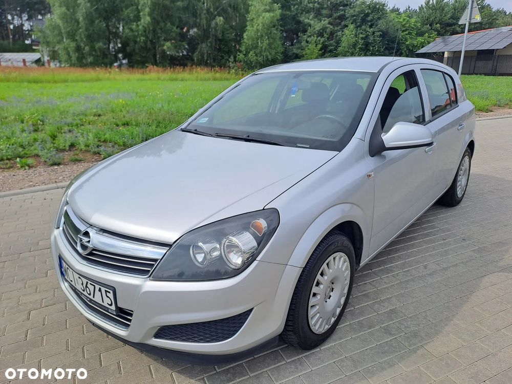 Opel Astra 1.6 Enjoy EU6 - 26