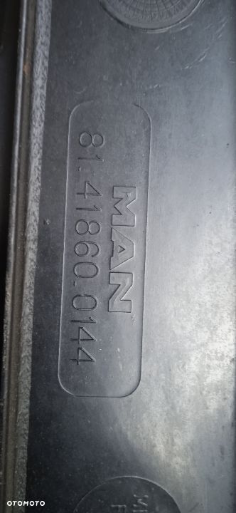 Osłona pokrywa akumulatora MAN TGX 81418600144 - 3