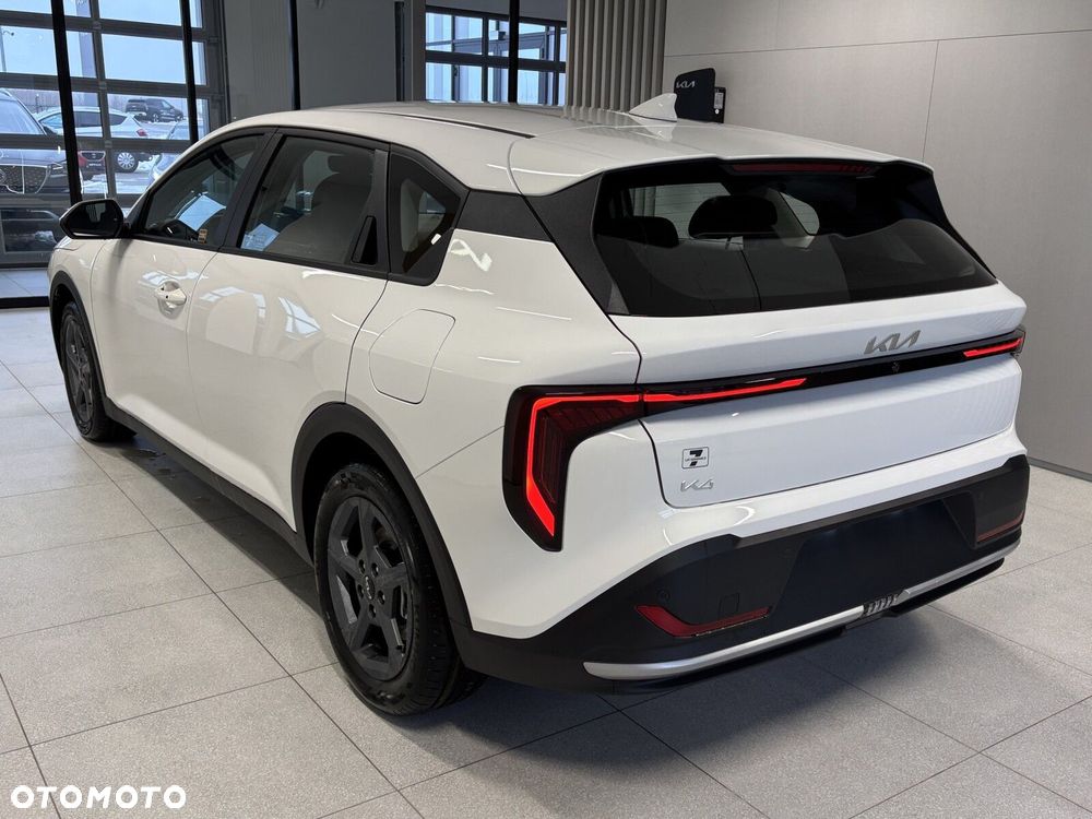 Kia K4 - 4