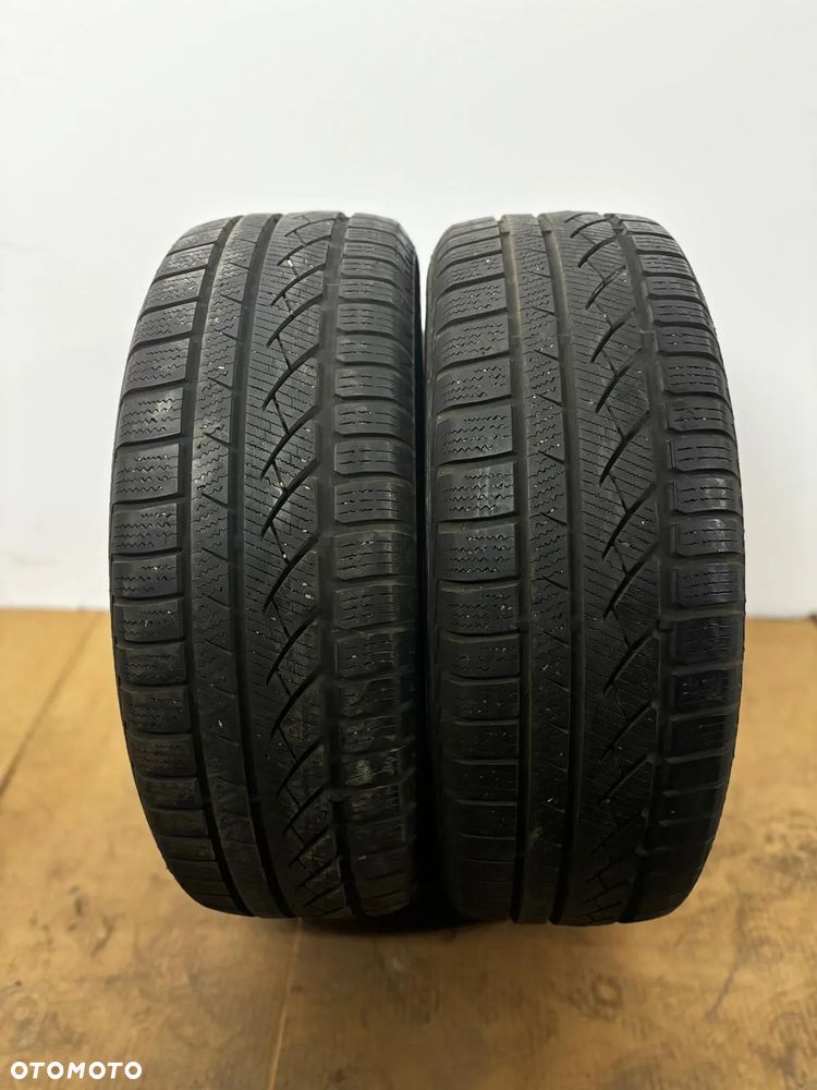 Opony zimowe Continental - 215/60R16 - 1