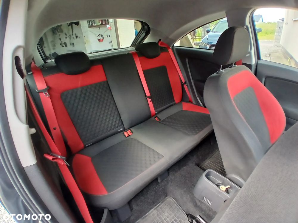 Opel Corsa - 11
