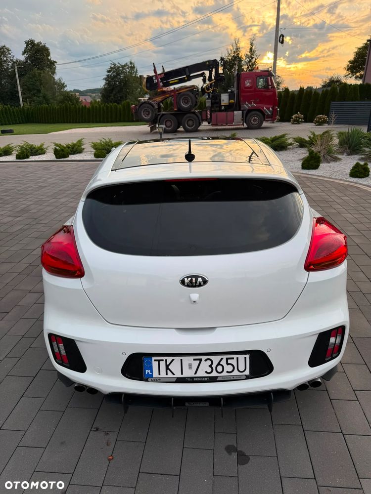 Kia ProCeed 1.6 T-GDI GT L - 14