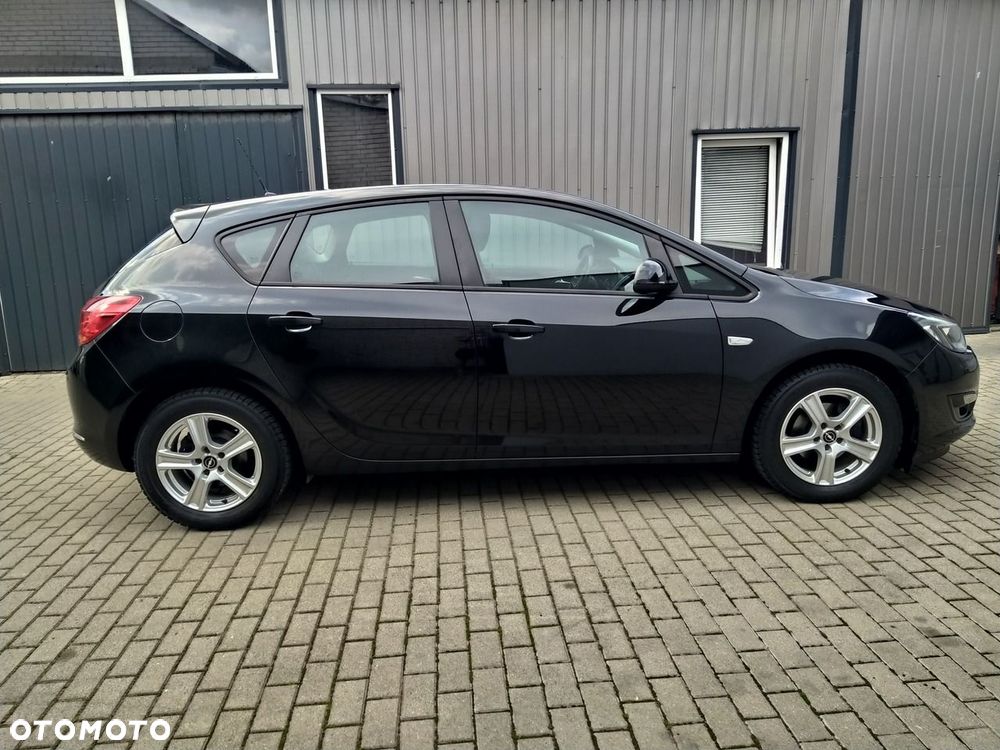 Opel Astra - 9