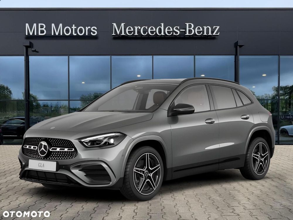 Mercedes-Benz GLA - 2