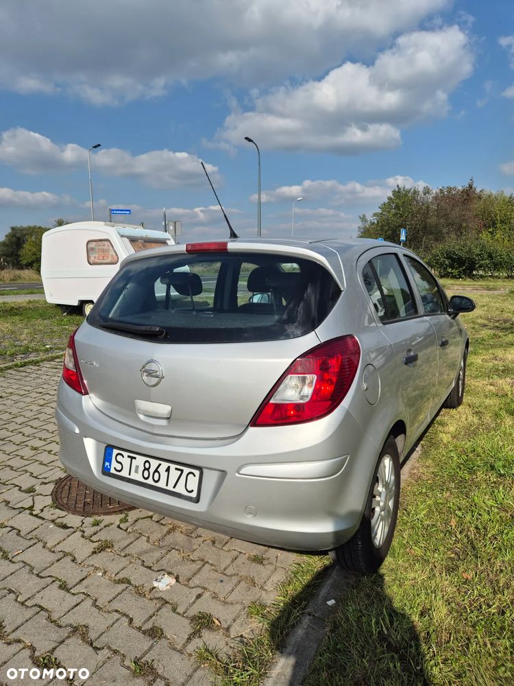 Opel Corsa - 4