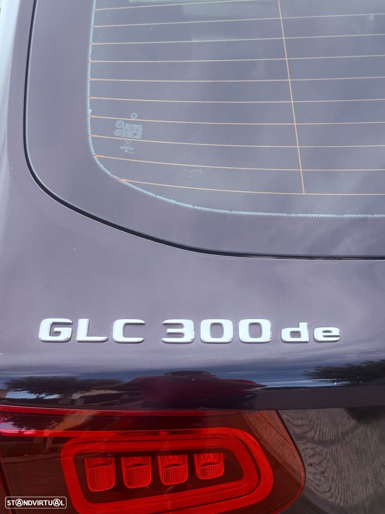 Mercedes-Benz GLC 300 de 4Matic 9G-TRONIC AMG Line - 9