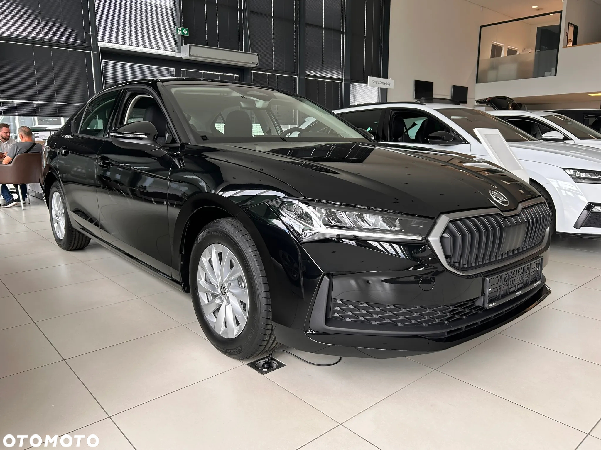 Skoda Superb 2.0 TDI SCR Essence DSG - 2