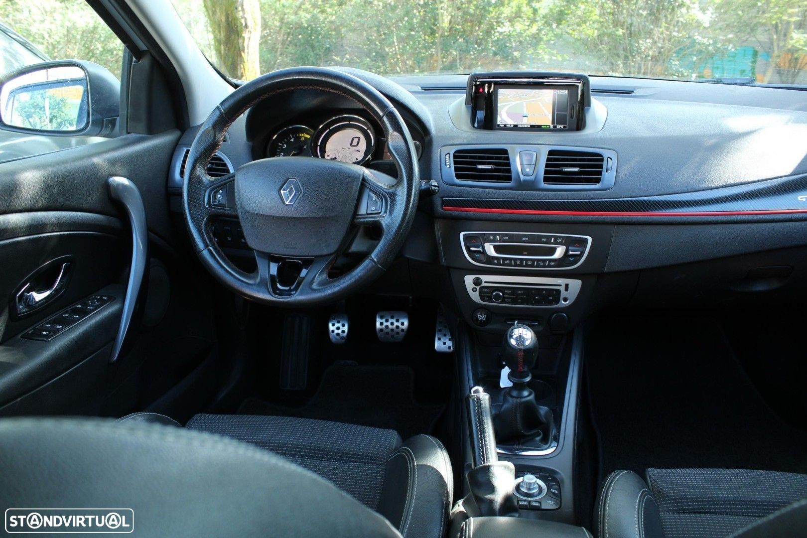 Renault Mégane Sport Tourer 1.5 dCi GT Line SS - 16