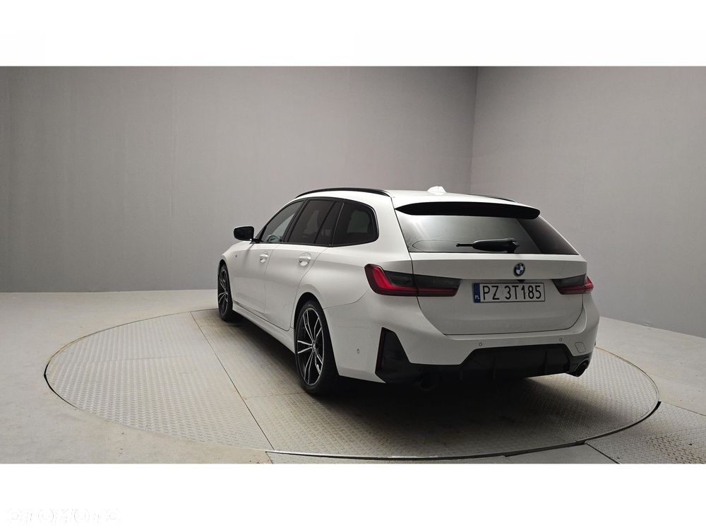 BMW Seria 3 320d xDrive M Sport sport - 4