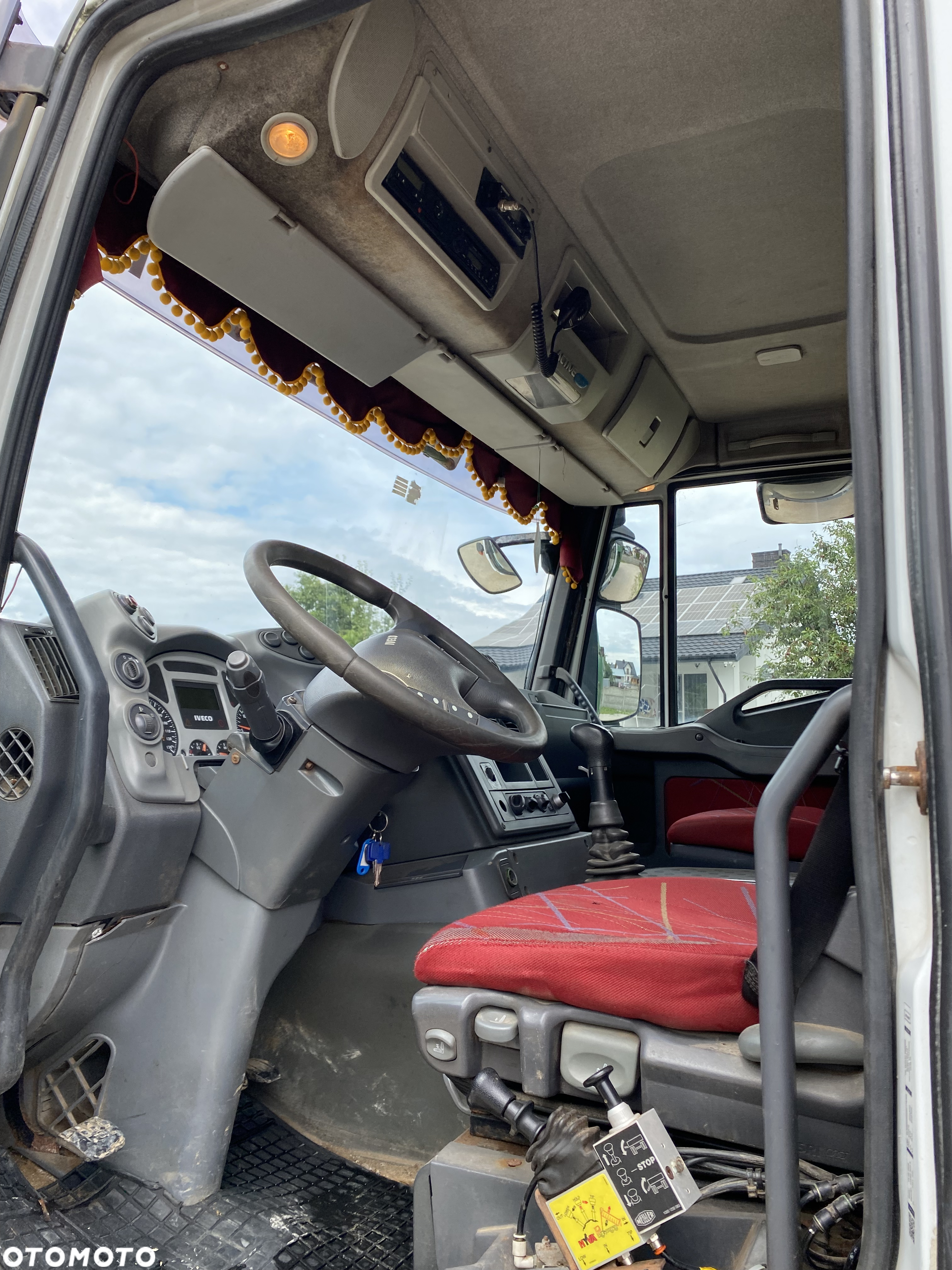 Iveco TRAKKER - 24