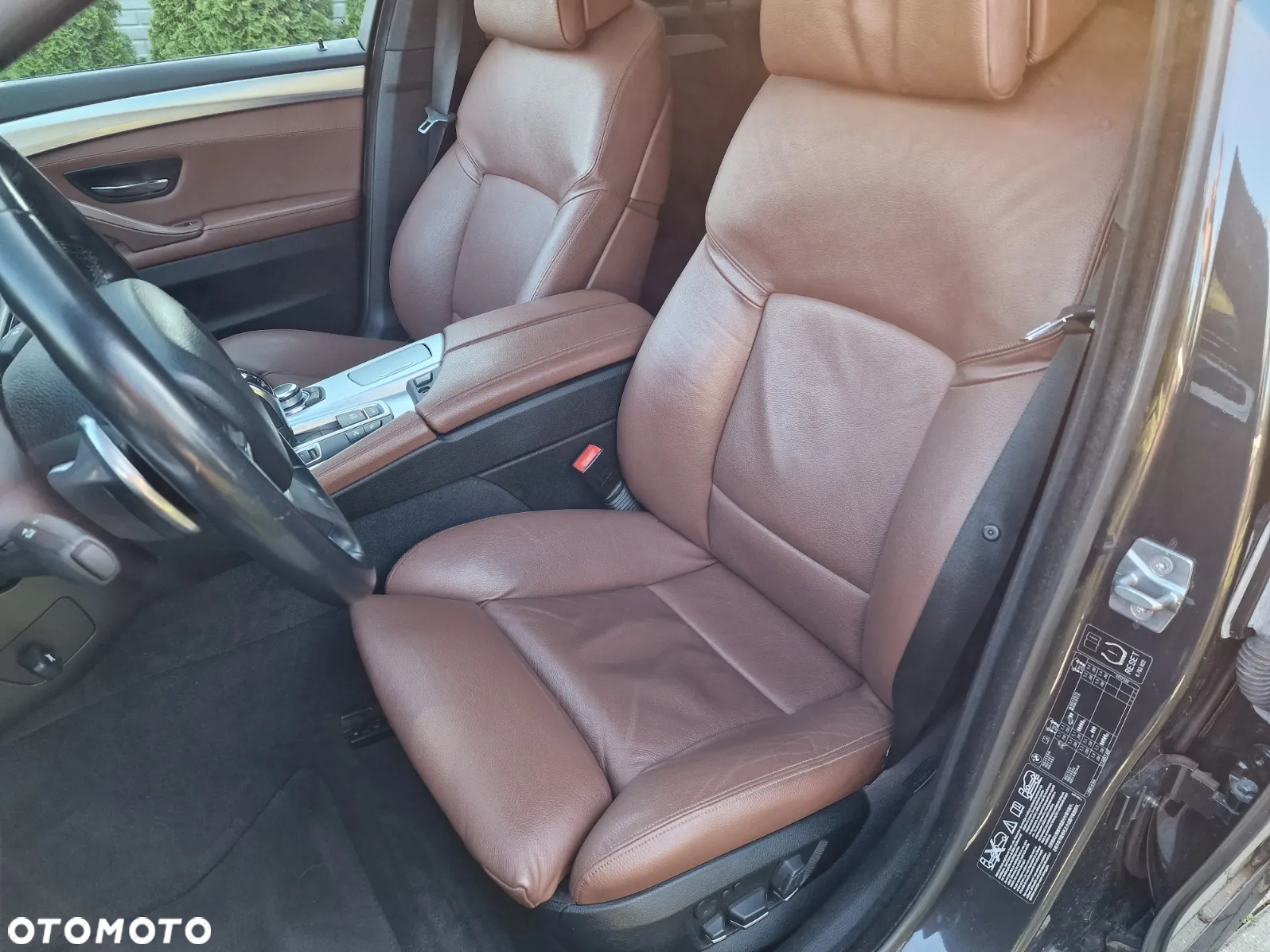 BMW Seria 5 525d xDrive Touring Sport-Aut - 8