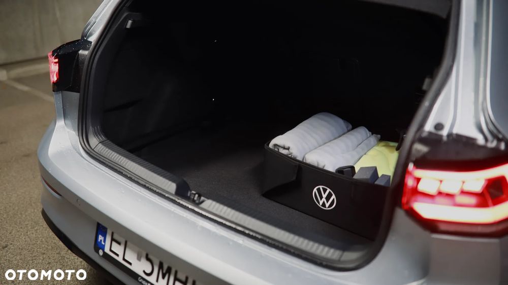 Volkswagen Golf - 38