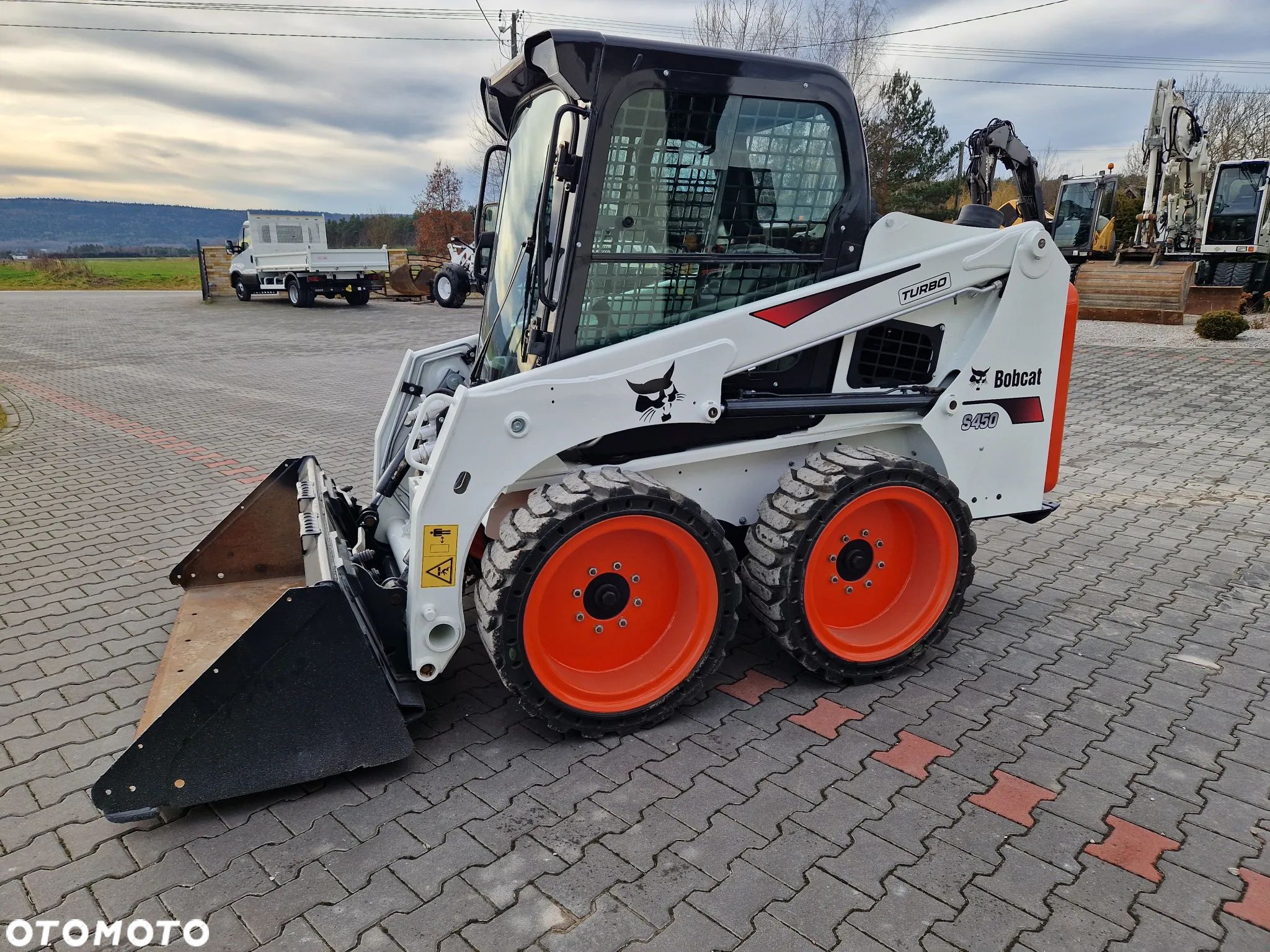 Bobcat S450 - 1