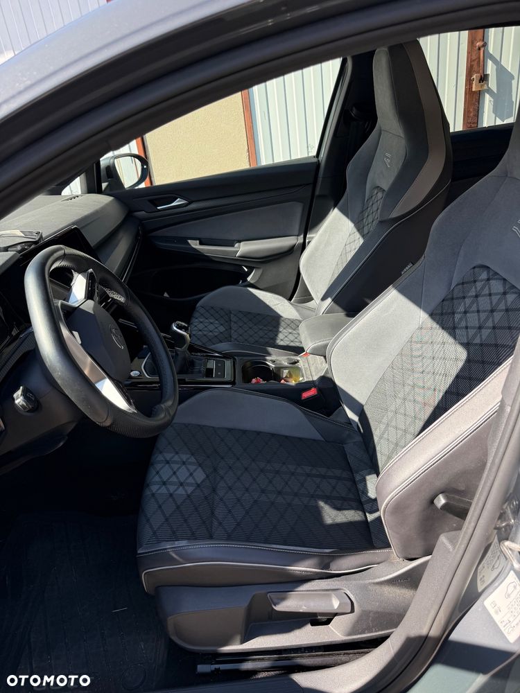 Volkswagen Golf 1.5 TSI EVO R-Line - 10