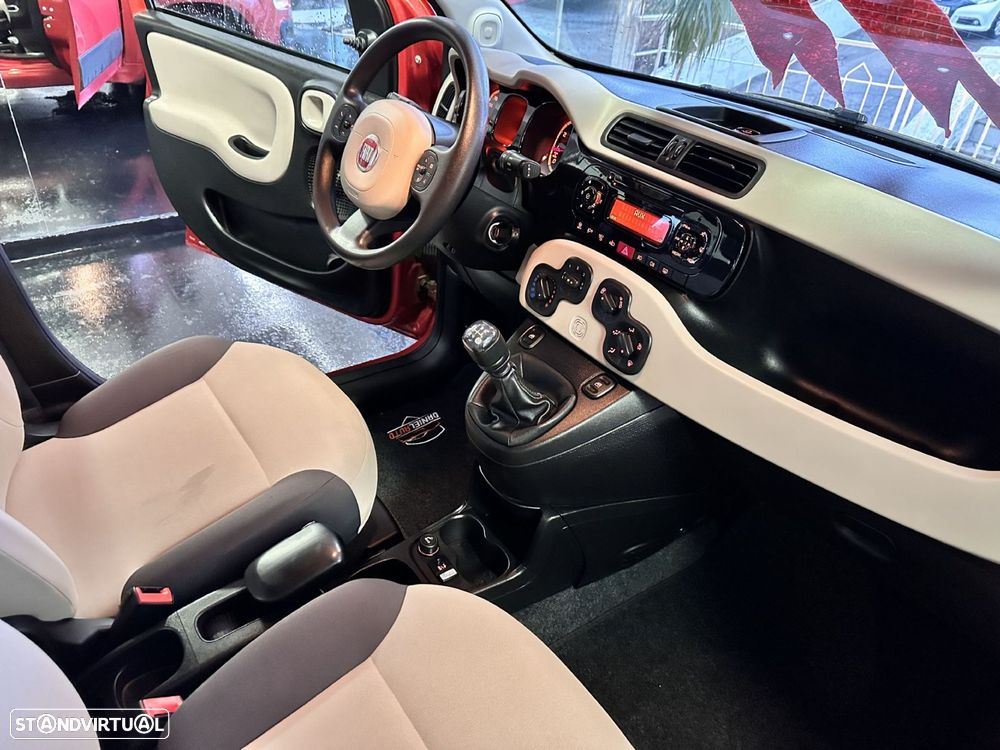 Fiat Panda 1.2 Lounge S&S - 10
