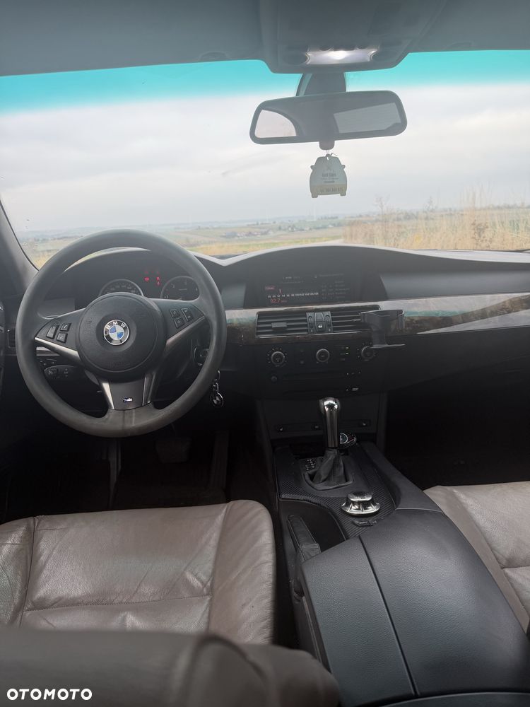 BMW 5 Series 2003 photo 5