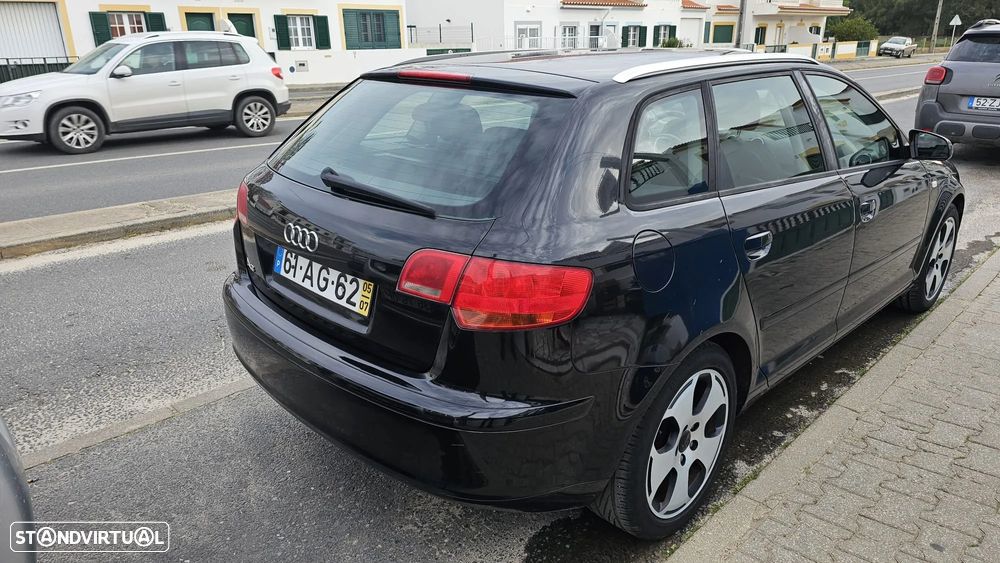 Audi A3 Sportback 1.6 FSi - 1