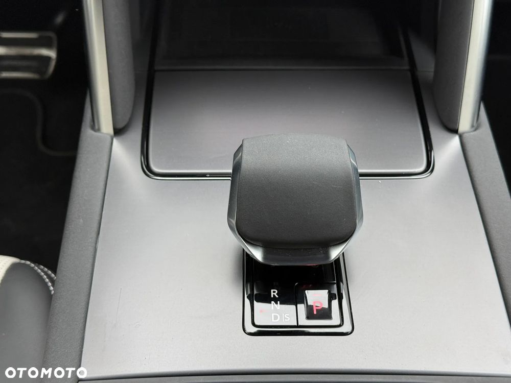 Land Rover Discovery Sport D200 Dynamic HSE - 13