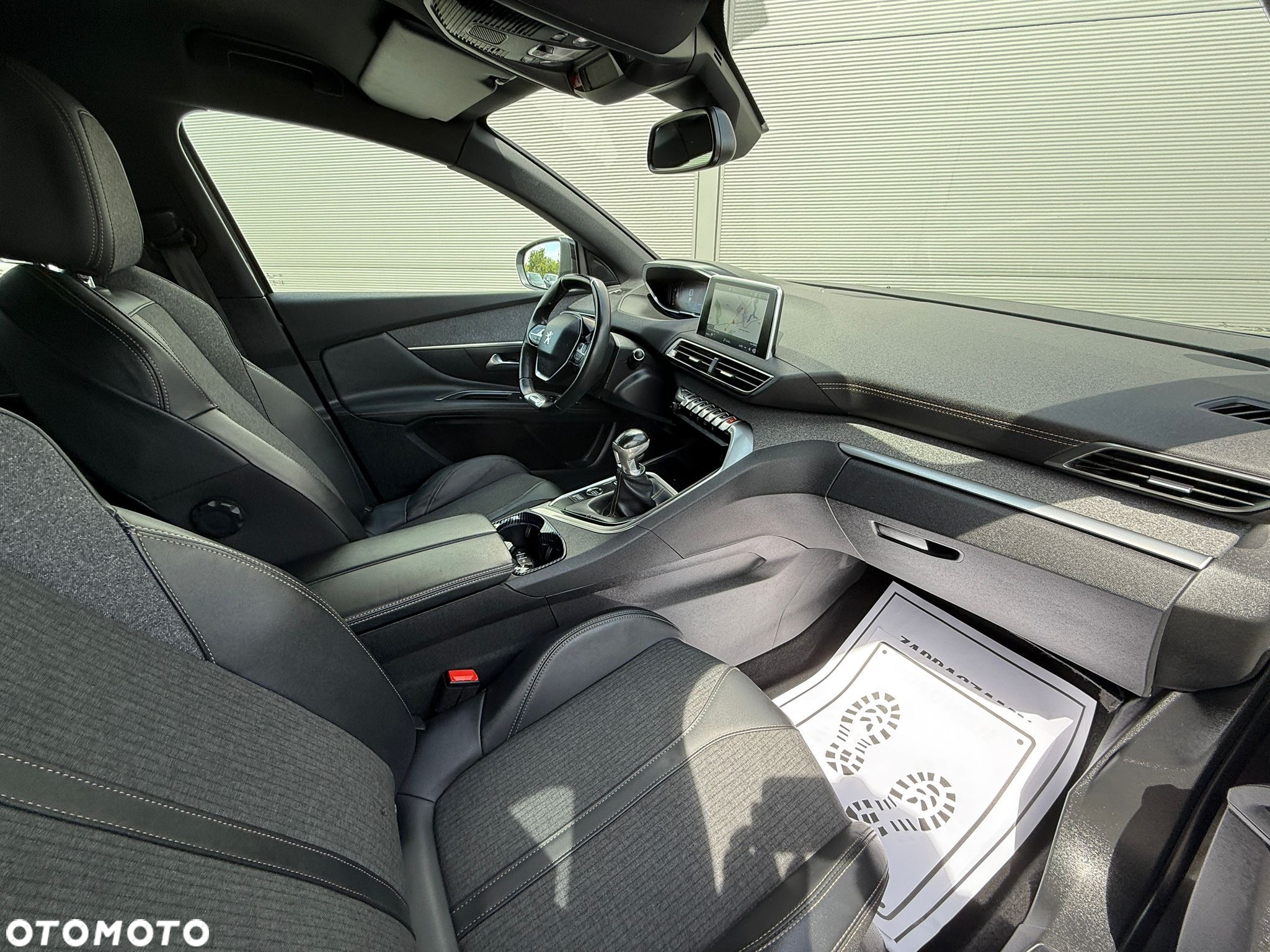 Citroën C4 PureTech e-THP 130 Exclusive - 15