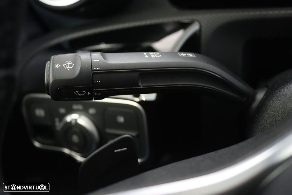 Mercedes-Benz A 250 Limousine e Style Plus - 14