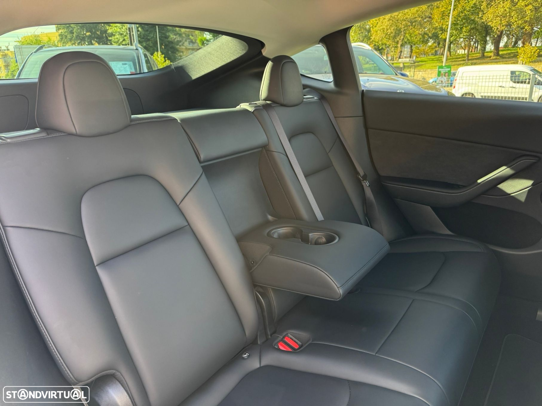 Tesla Model Y Long Range Tração Integral - 22