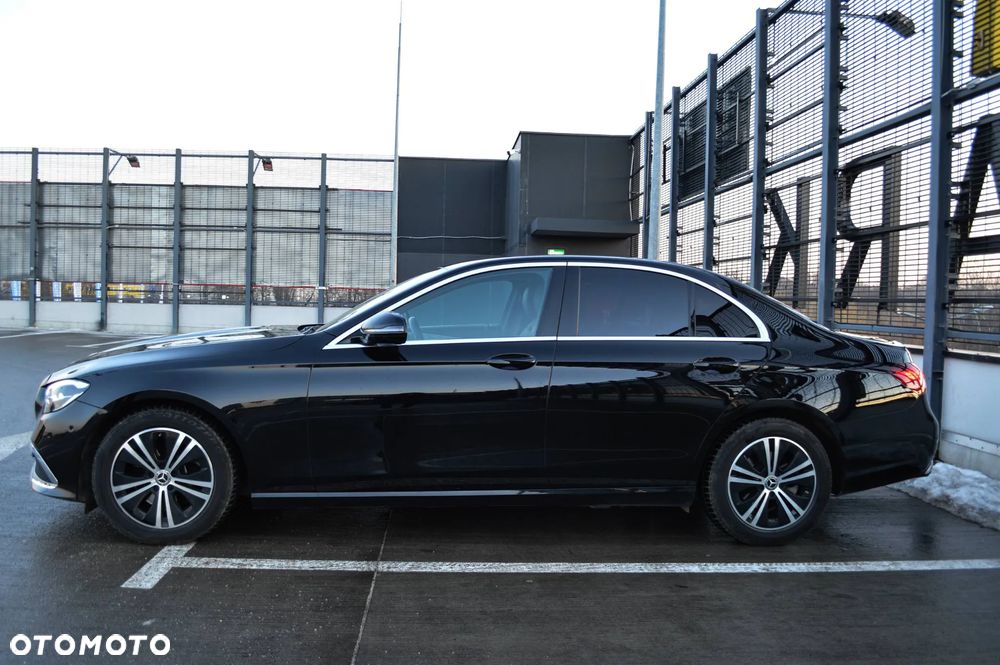 Mercedes-Benz Klasa E 220 d 4Matic 9G-TRONIC Avantgarde - 6
