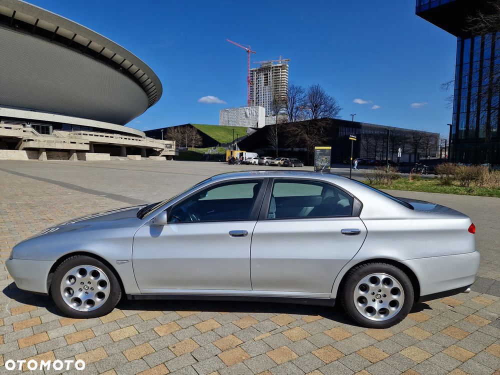 Alfa Romeo 166 - 7