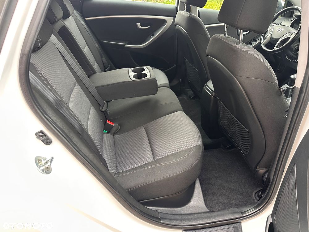 Hyundai i30 1.4 YES - 36