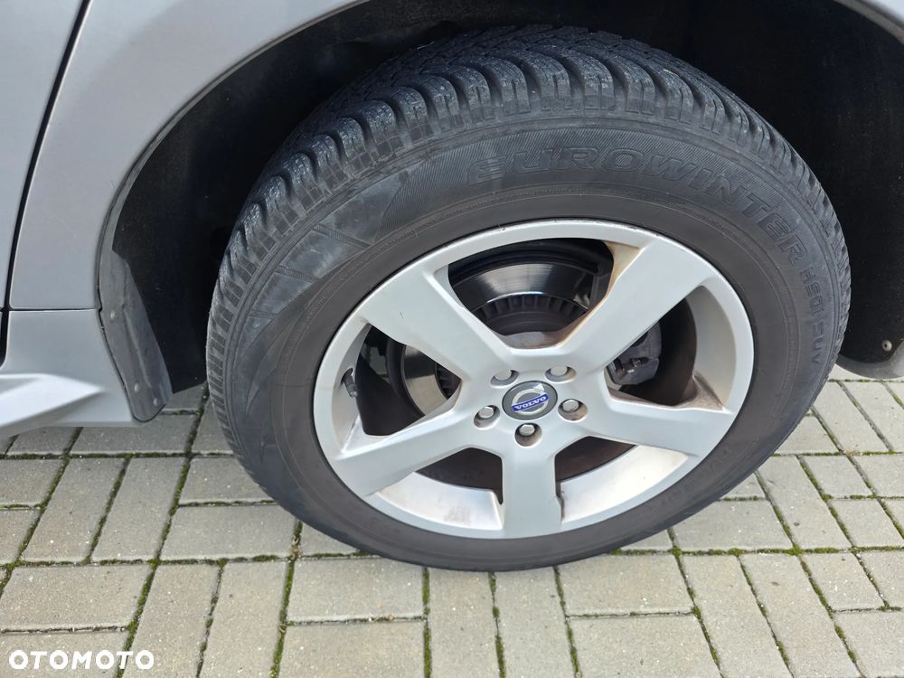 Volvo XC 60 2.0T R-Design - 5