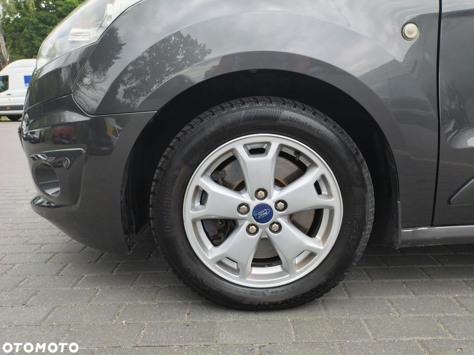 Ford Tourneo Connect Grand - 9