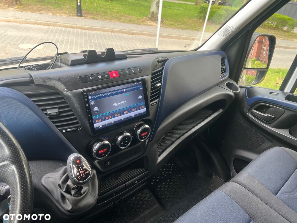 Iveco DAILY 35s16 L3H2 - 12