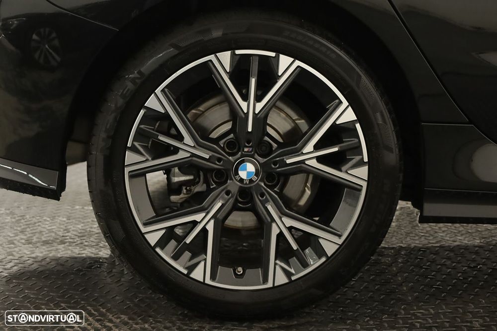 BMW 116 Pack Desportivo M - 5