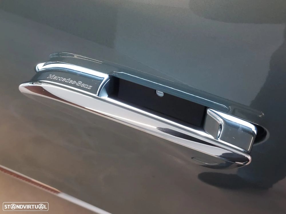 Mercedes-Benz E 220 d AMG Line - 13